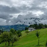 Gaestehaus Hausberger *