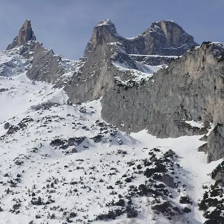 Gaestehaus Hausberger *