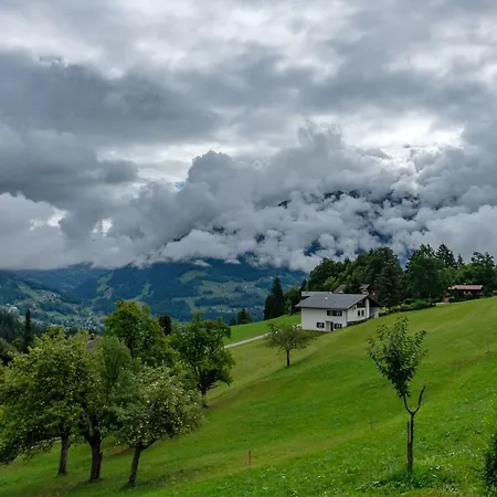 Gaestehaus Hausberger *